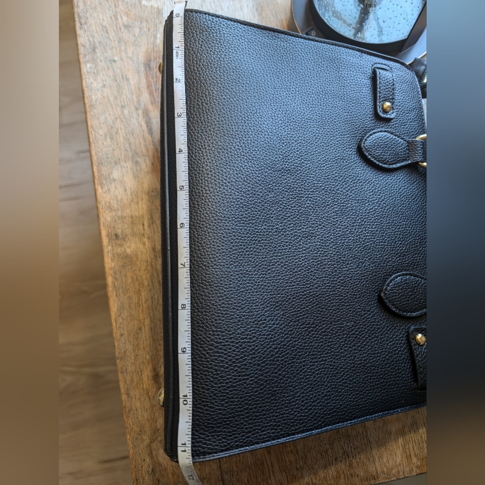 Basic Black Purse - image 4